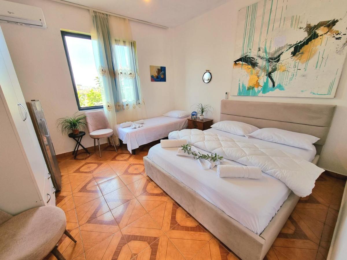 דורס Guest House Vila Elezi מראה חיצוני תמונה