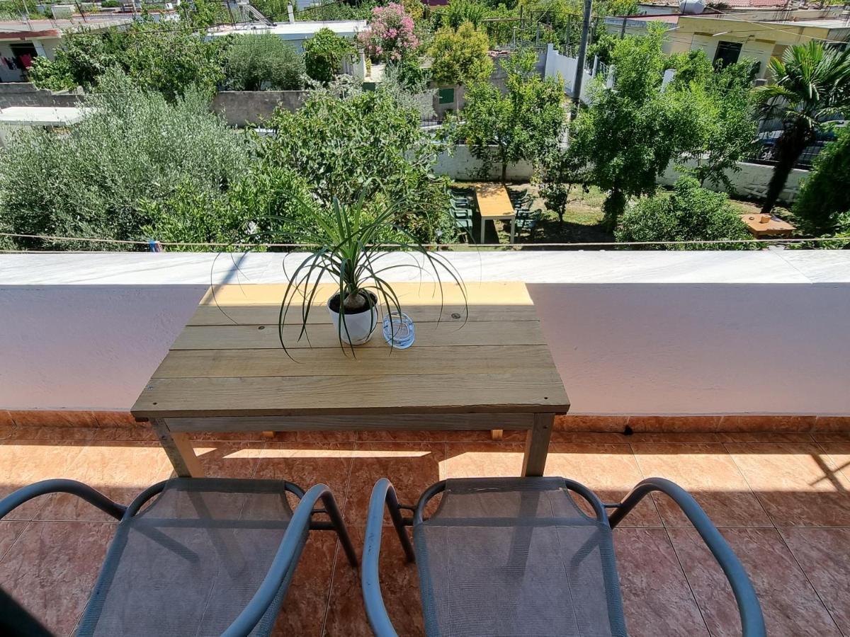 דורס Guest House Vila Elezi מראה חיצוני תמונה