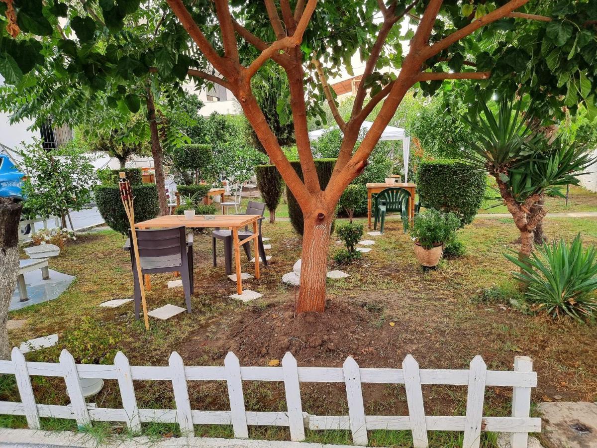 דורס Guest House Vila Elezi מראה חיצוני תמונה